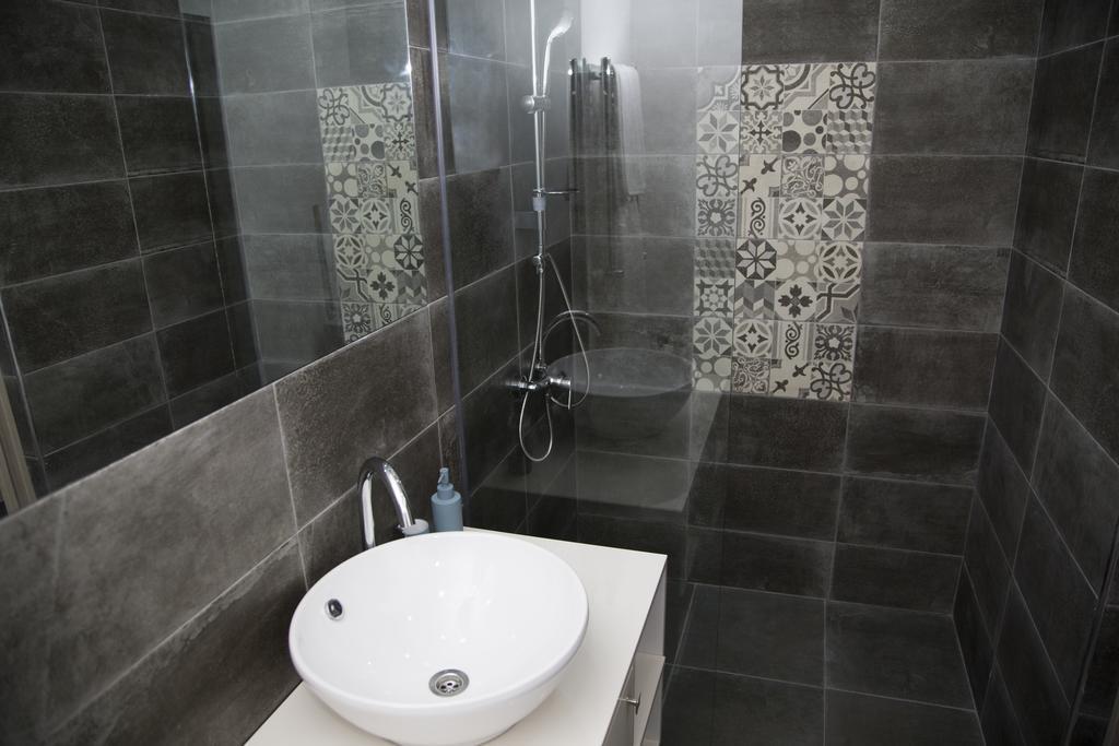 City Centre Apartments By Picnic Yerevan Bagian luar foto