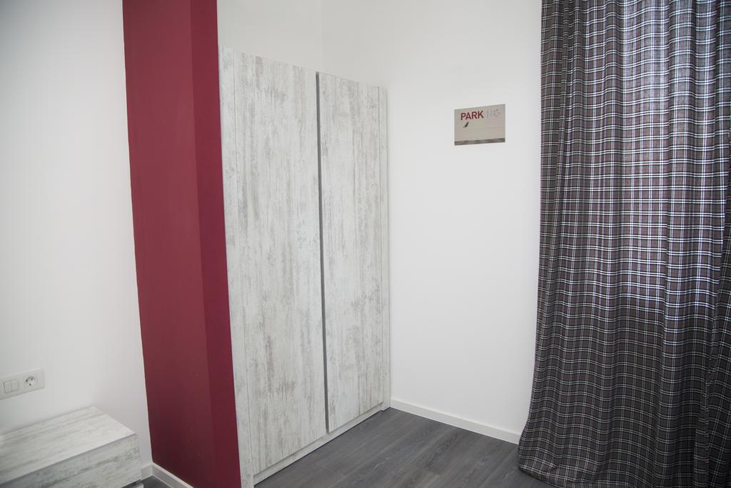 City Centre Apartments By Picnic Yerevan Bagian luar foto