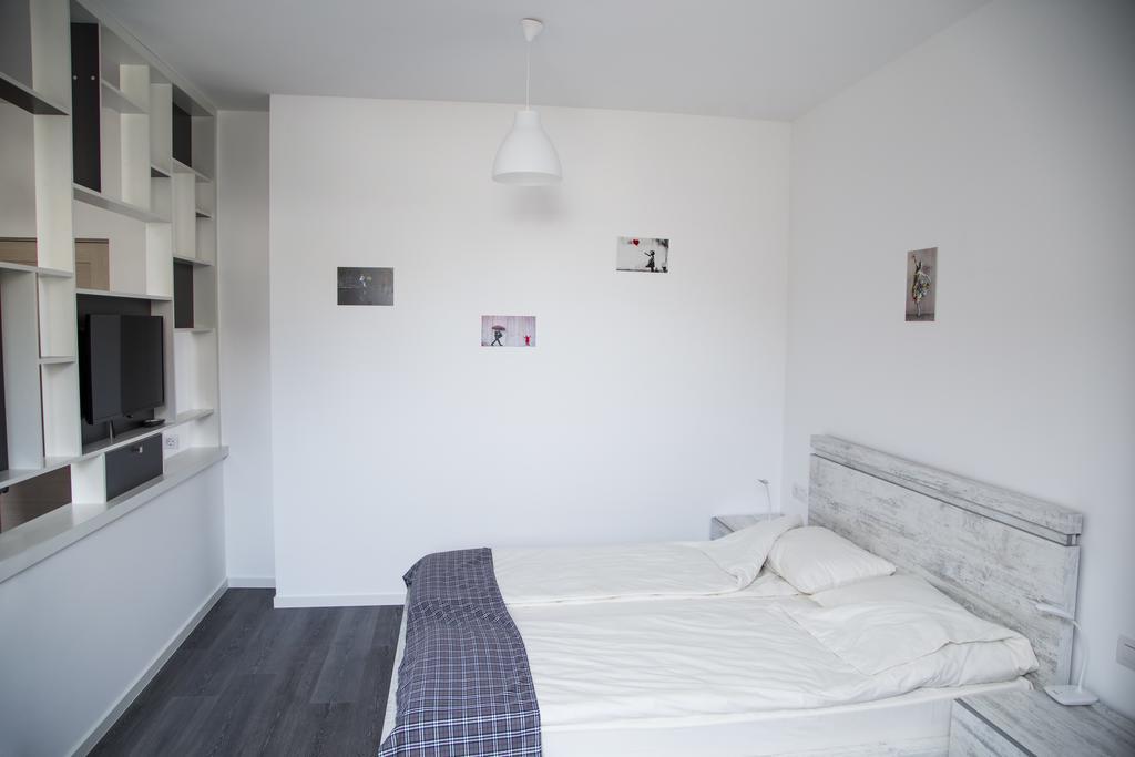 City Centre Apartments By Picnic Yerevan Bagian luar foto