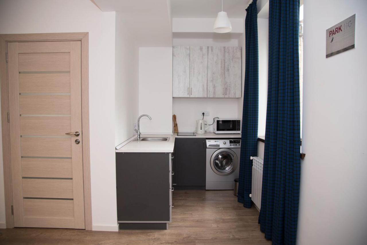 City Centre Apartments By Picnic Yerevan Bagian luar foto